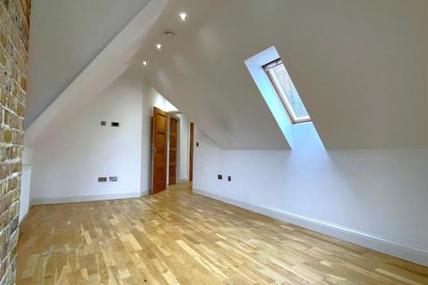 2 bedroom apartment for sale, Court Road, Orpington, BR6