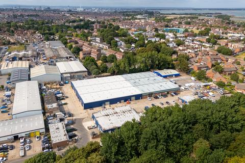 Warehouse to rent, Limberline Spur Portsmouth PO3 5LF