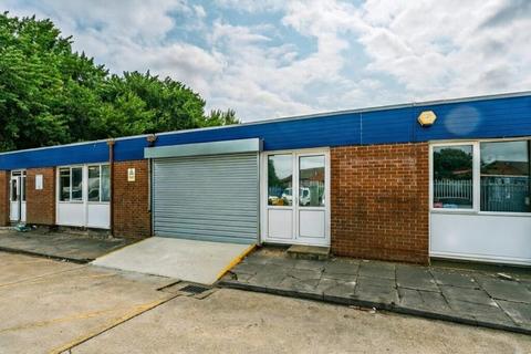 Warehouse to rent, Limberline Spur Portsmouth PO3 5LF