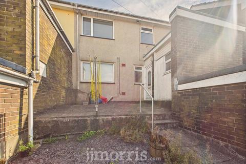 3 bedroom end of terrace house for sale, South Court, Haverfordwest
