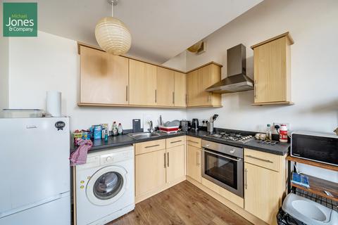 1 bedroom flat to rent, Langton Road, Worthing, West Sussex, BN14