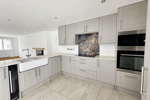 39 Underwood Road, Cadoxton, Neath, SA10 8BY