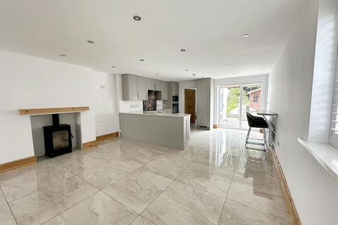39 Underwood Road, Cadoxton, Neath, SA10 8BY