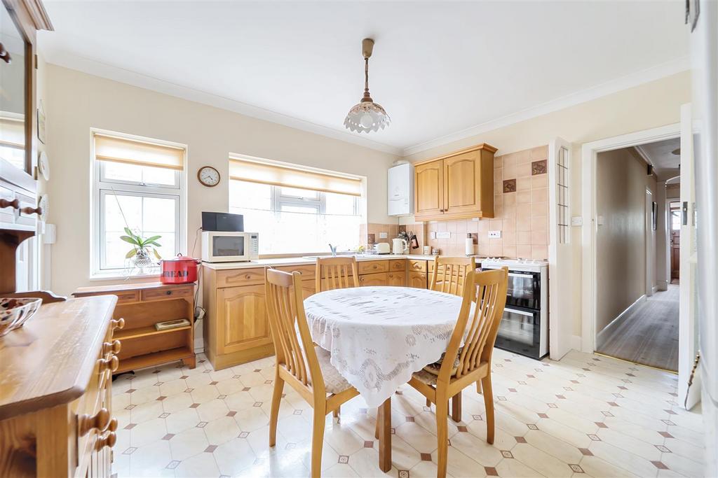 For Sale by Aspire Residential   Abbotts Close