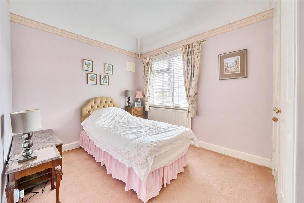 For Sale by Aspire Residential   Abbotts Close