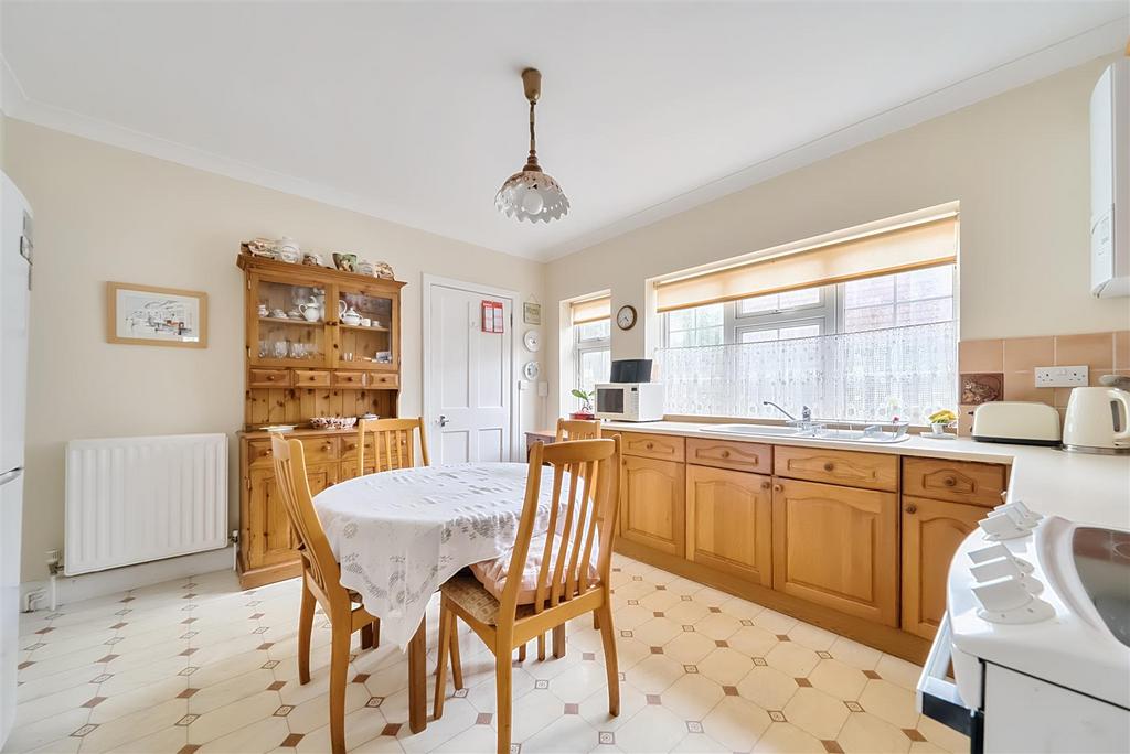 For Sale by Aspire Residential   Abbotts Close