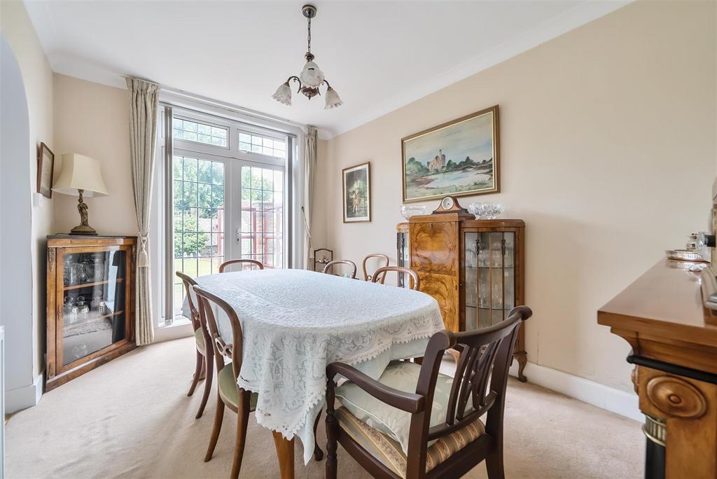 For Sale by Aspire Residential   Abbotts Close