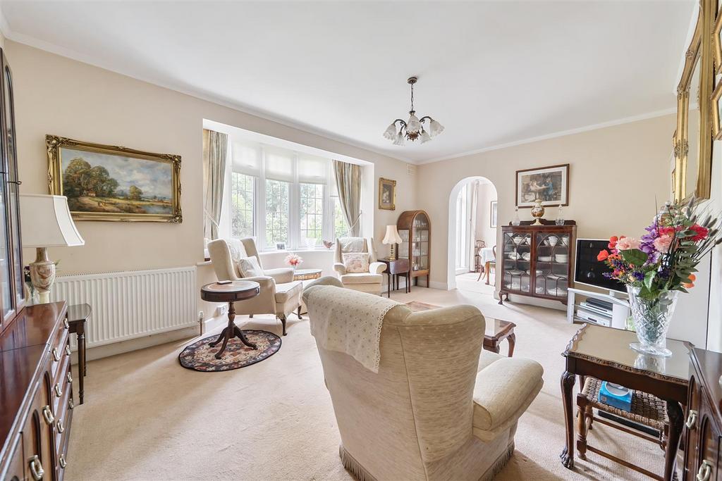 For Sale by Aspire Residential   Abbotts Close