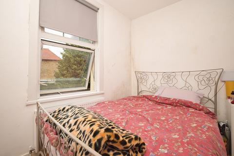 4 bedroom semi-detached house for sale, Queens Road, Broadstairs, CT10