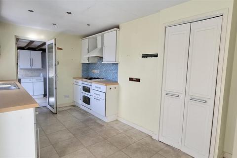23 Lon Tywysog, Denbigh, LL16 4AE