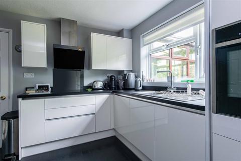11 Cooks Drive, Castle Donington, Derby, DE74 2SW