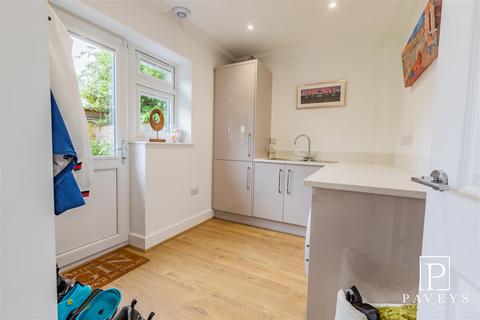 54 Greenway, Frinton-on-sea, CO13 9AJ