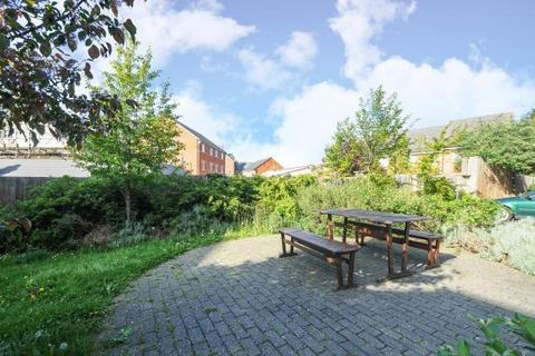 2 bedroom flat for sale, Banbury,  Oxfordshire,  OX16