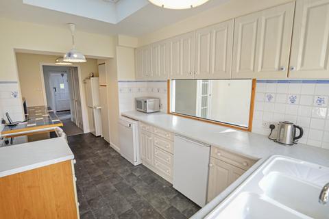 Hythe Coldharbour Road, Woking, GU22 8SP