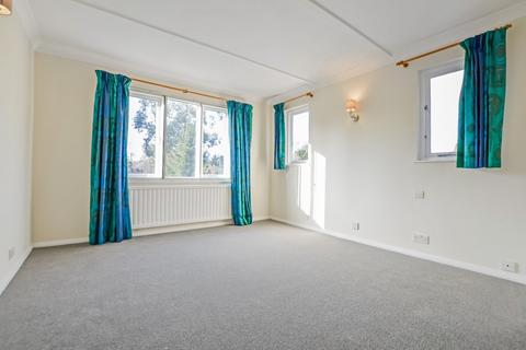 Hythe Coldharbour Road, Woking, GU22 8SP