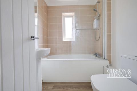 30 Brackley Crescent, Basildon, SS13 1RA