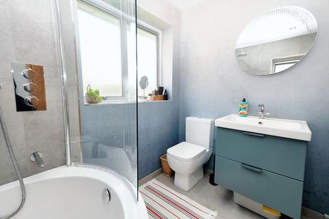 38 Gee Lane, Eccles, Manchester, M30 8NH