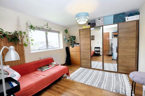 38 Gee Lane, Eccles, Manchester, M30 8NH