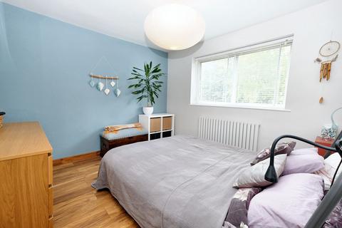 38 Gee Lane, Eccles, Manchester, M30 8NH