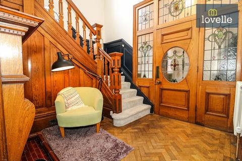 4 bedroom semi-detached house for sale, Park Drive, Grimsby DN32