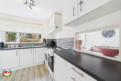 3 bedroom semi-detached house for sale, Stonechat Avenue, Abbeydale, Gloucester, GL4