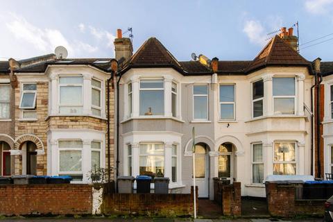 4 bedroom terraced house to rent, Chapter Road, Dollis Hill, London, NW2