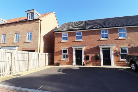 undefined, Garbutt Close, Stamford Bridge, York