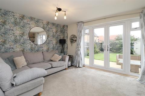 undefined, Garbutt Close, Stamford Bridge, York