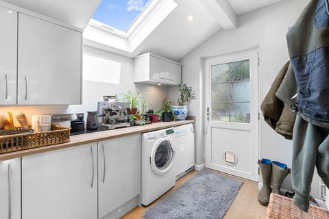 9 Granta Vale, Linton, Cambridge, CB21 4LB