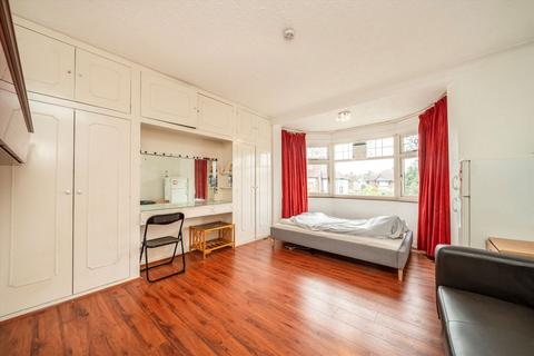 5 bedroom house for sale, Phillimore Gardens, London NW10