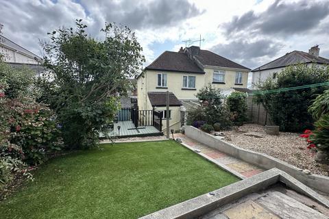 121 Exeter Road, Dawlish, EX7 0AN
