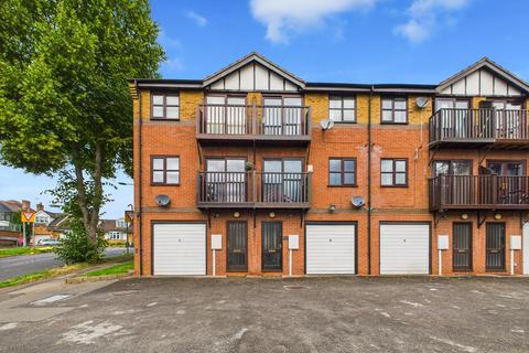1 bedroom maisonette for sale, Douglas Court, Carlton, Nottingham