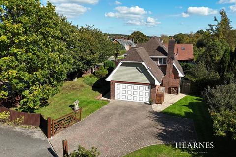 Leigh Lane, Colehill, Wimborne, Dorset, BH21 2PW