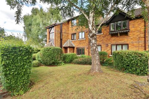 27 Beta Road, Woking, GU22 8EF