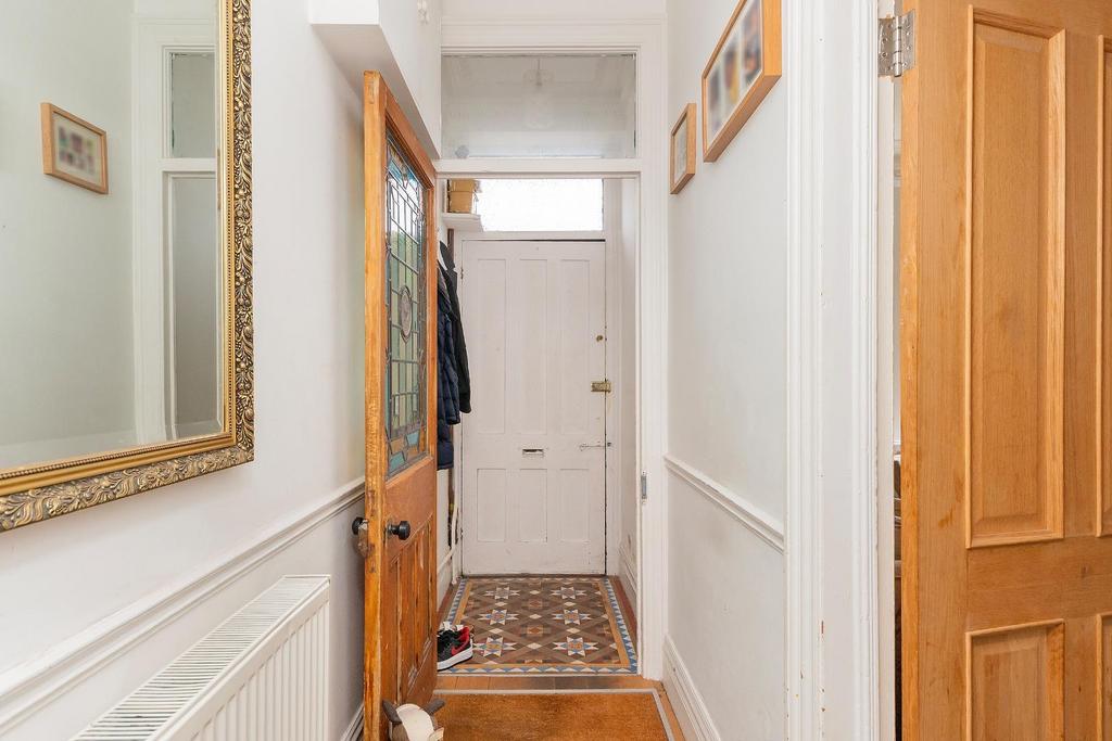 2 W4 RKE - Hallway A.jpg