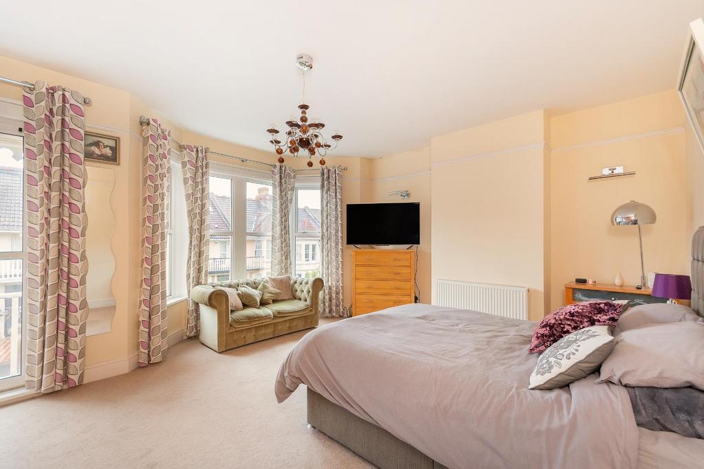 2 W4 RKE - Bedroom I.jpg