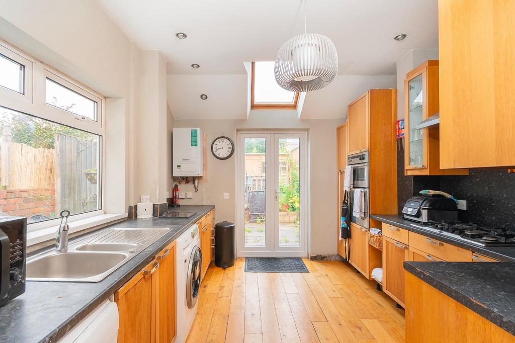 2 W4 RKE - Kitchen C.jpg