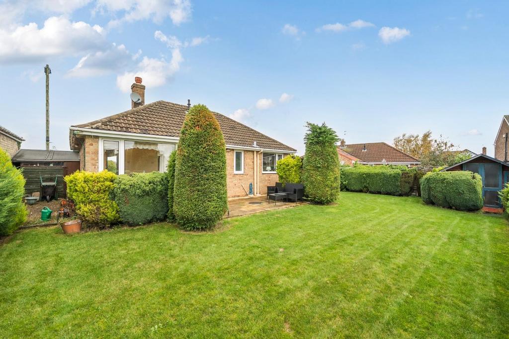 Rear garden 1.jpg
