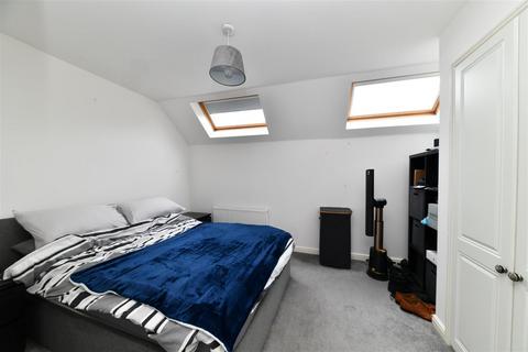 undefined, Haybluff Drive, Stevenage