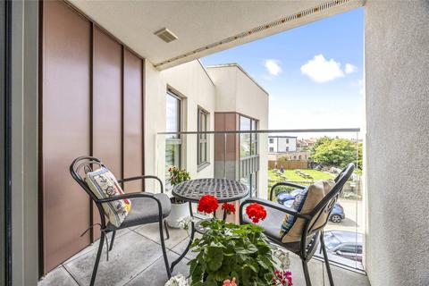 2 bedroom flat for sale, South Street, Lancing, West Sussex, BN15
