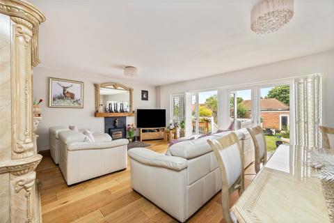 2 bedroom bungalow for sale, Hillrise Avenue, Sompting, Lancing, West Sussex, BN15