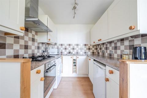 1 bedroom apartment for sale, Catherine Road, Surbiton