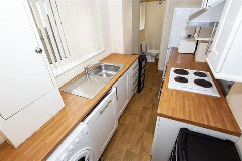 3 bedroom house to rent, Gleave Road, Birmingham B29