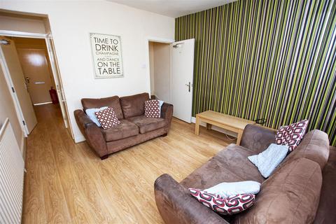 3 bedroom house to rent, Gleave Road, Birmingham B29
