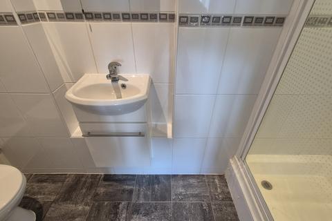 2 bedroom flat for sale, Diamond Road, Whitstable