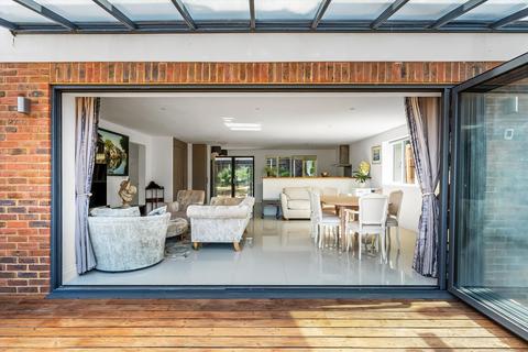 39 Boxgrove Road, Guildford, GU1 2NF