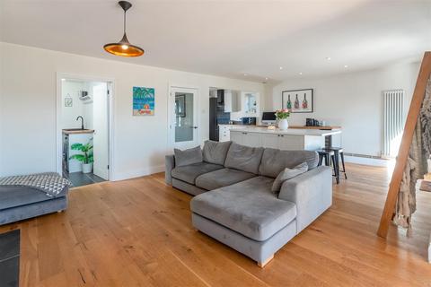 11 Arbour Close, Mickleton, Chipping Campden, GL55 6RR