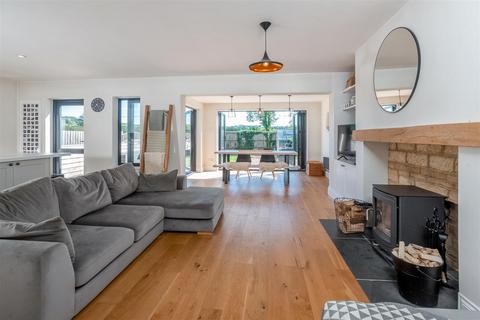11 Arbour Close, Mickleton, Chipping Campden, GL55 6RR