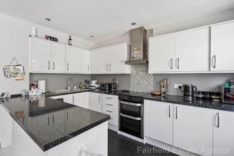 3 bedroom semi-detached bungalow for sale, Penrose Avenue, Watford, WD19