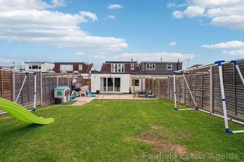 3 bedroom semi-detached bungalow for sale, Penrose Avenue, Watford, WD19
